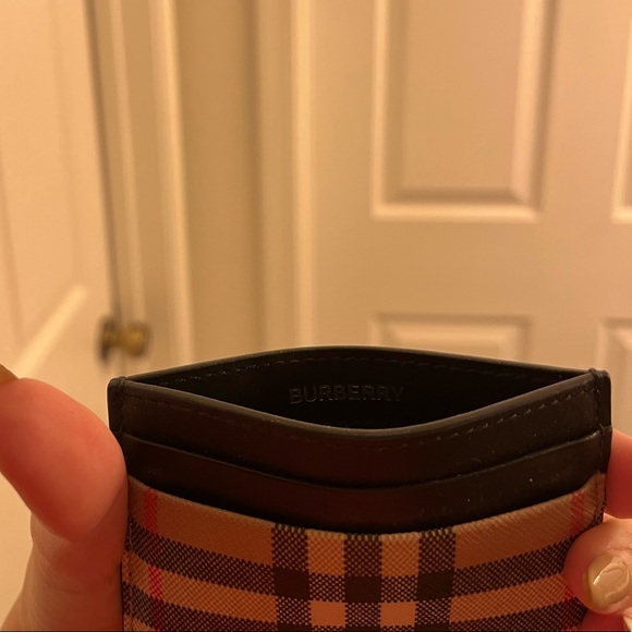 Burberry Cardholder - Picture 4 of 4